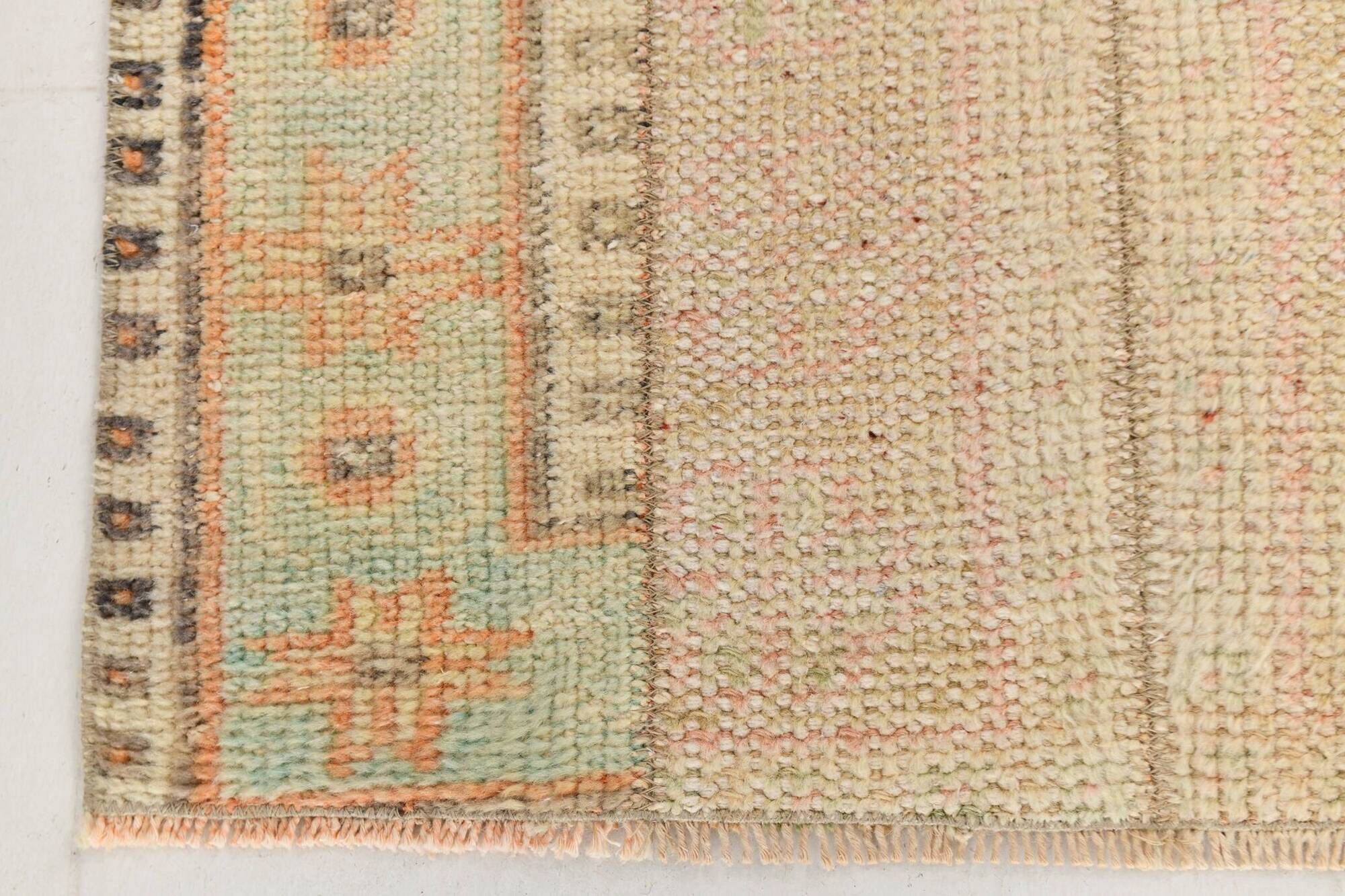 Tapis de couloir vintage turc crème et marron