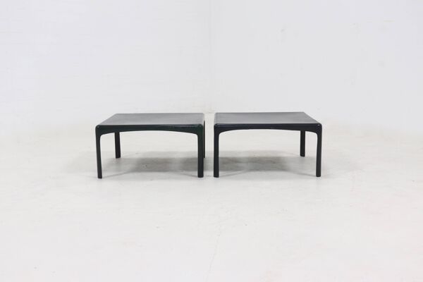 2 tables d'appoint, tables basses en fibre de verre, années 1960