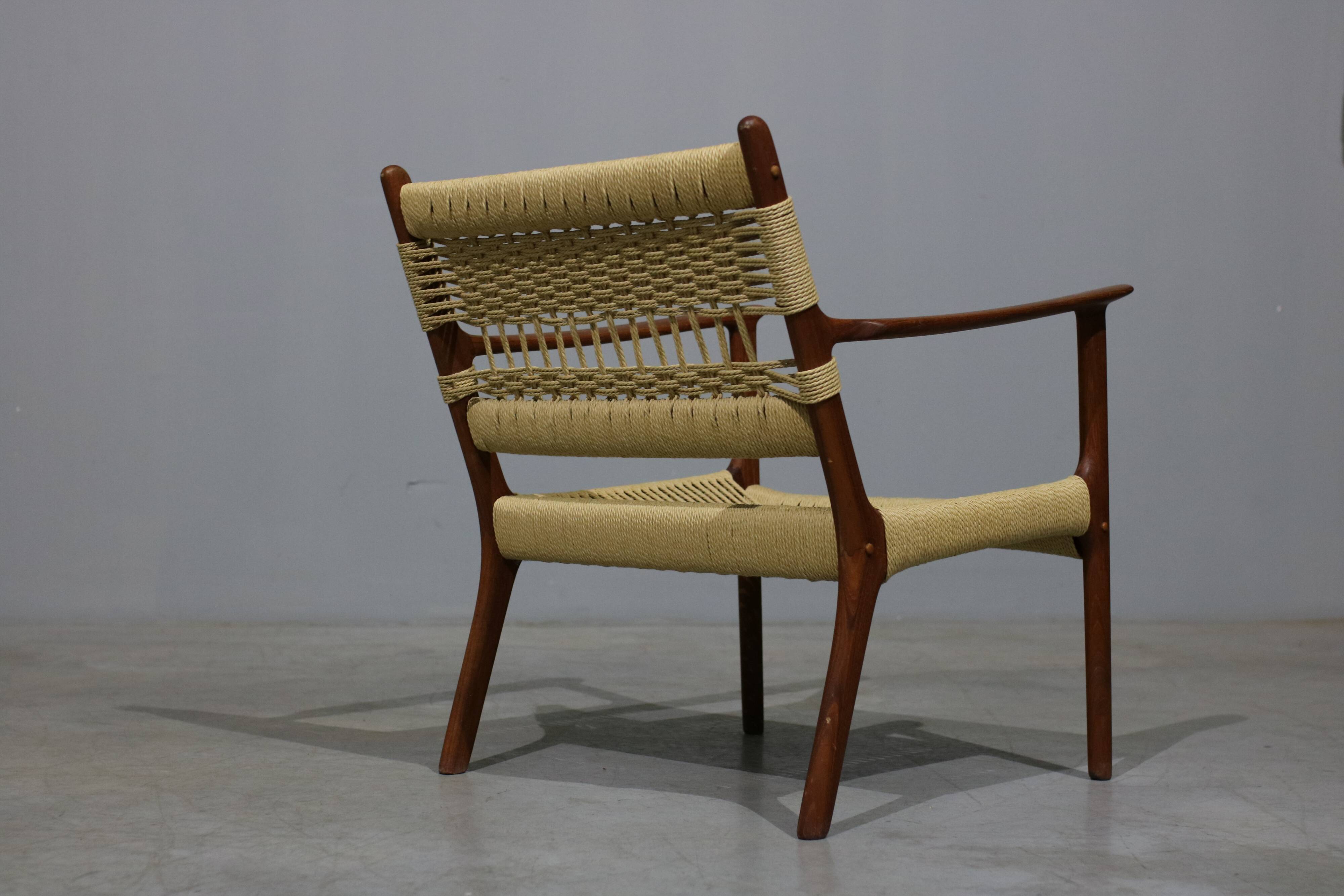 PJ112 armchair by Ole Wanscher for P. Jeppesen Mobelfabrik