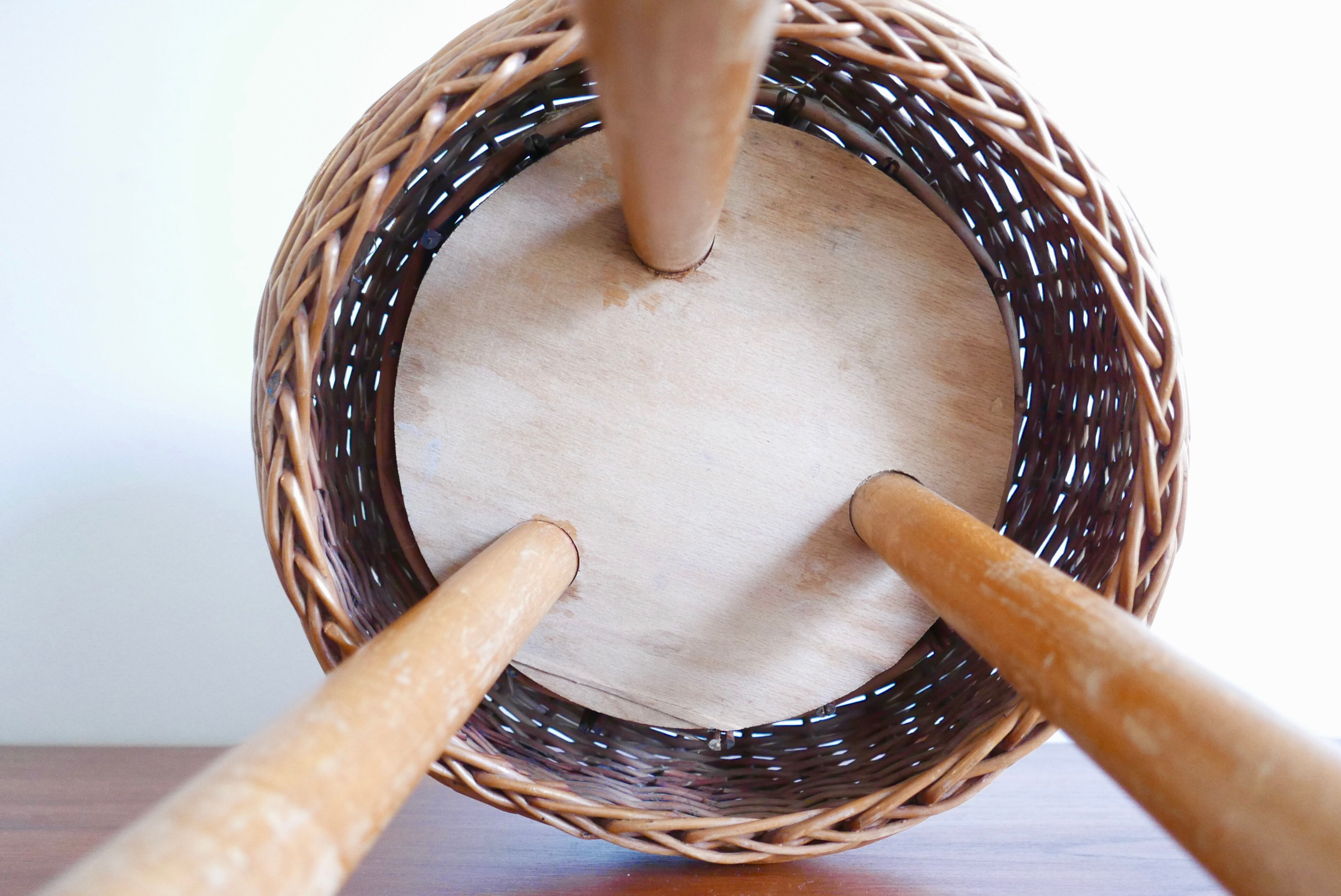 Tripod stool wicker Tony Paul, 50 years