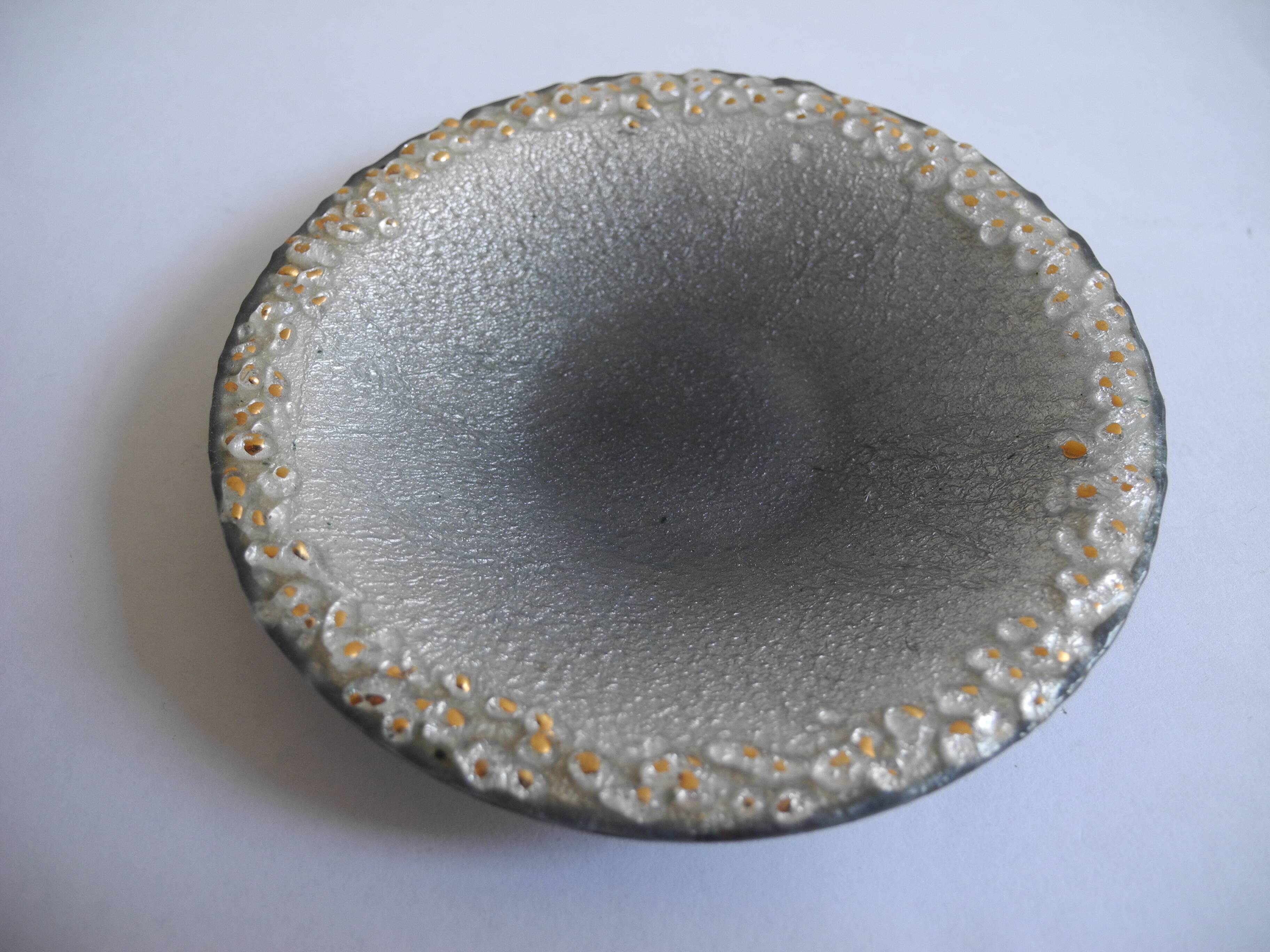 Petite coupelle émaux Limoges M.Bétourné vintage enameled pin tray 60s