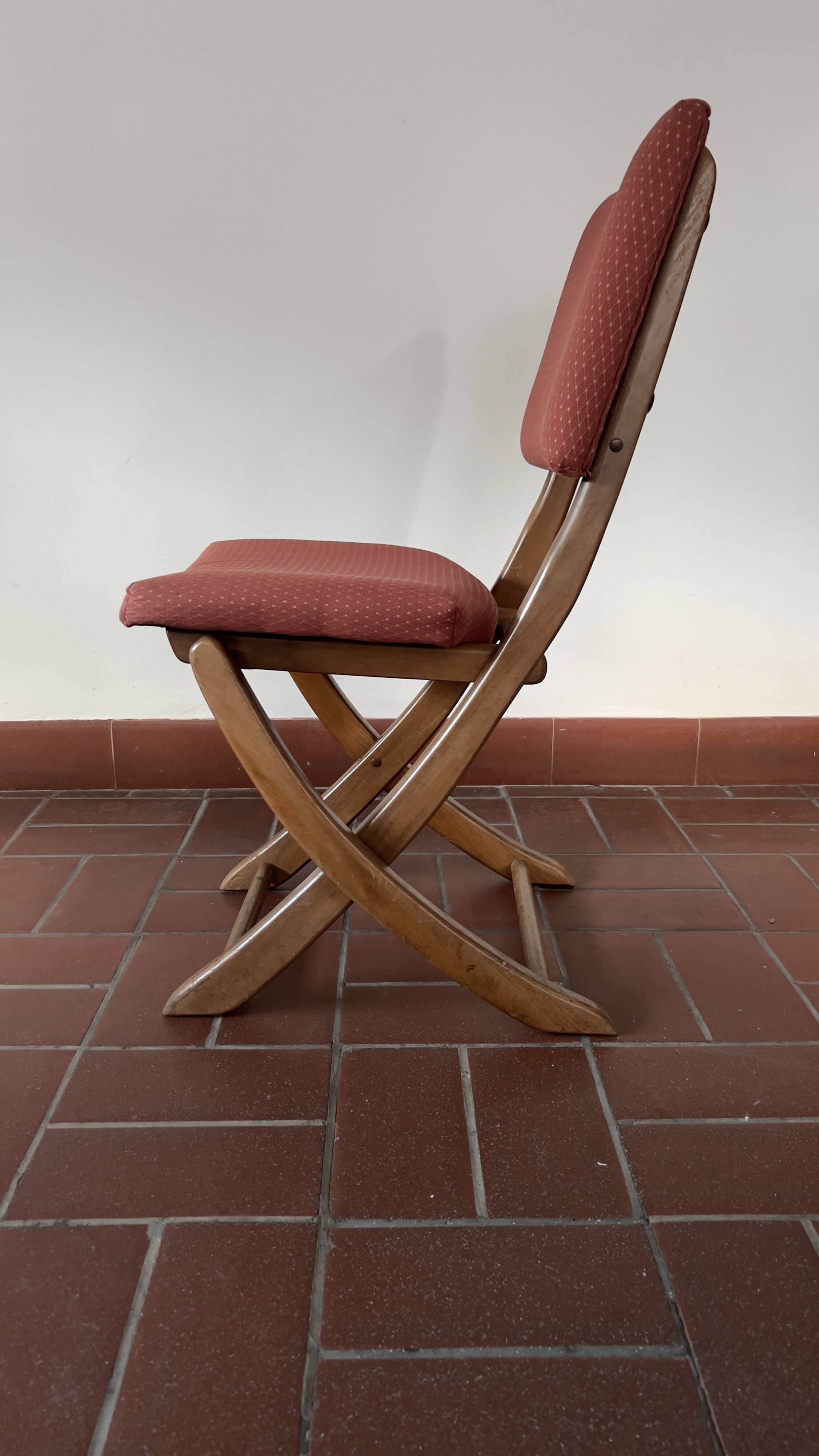 Padded folding chairs