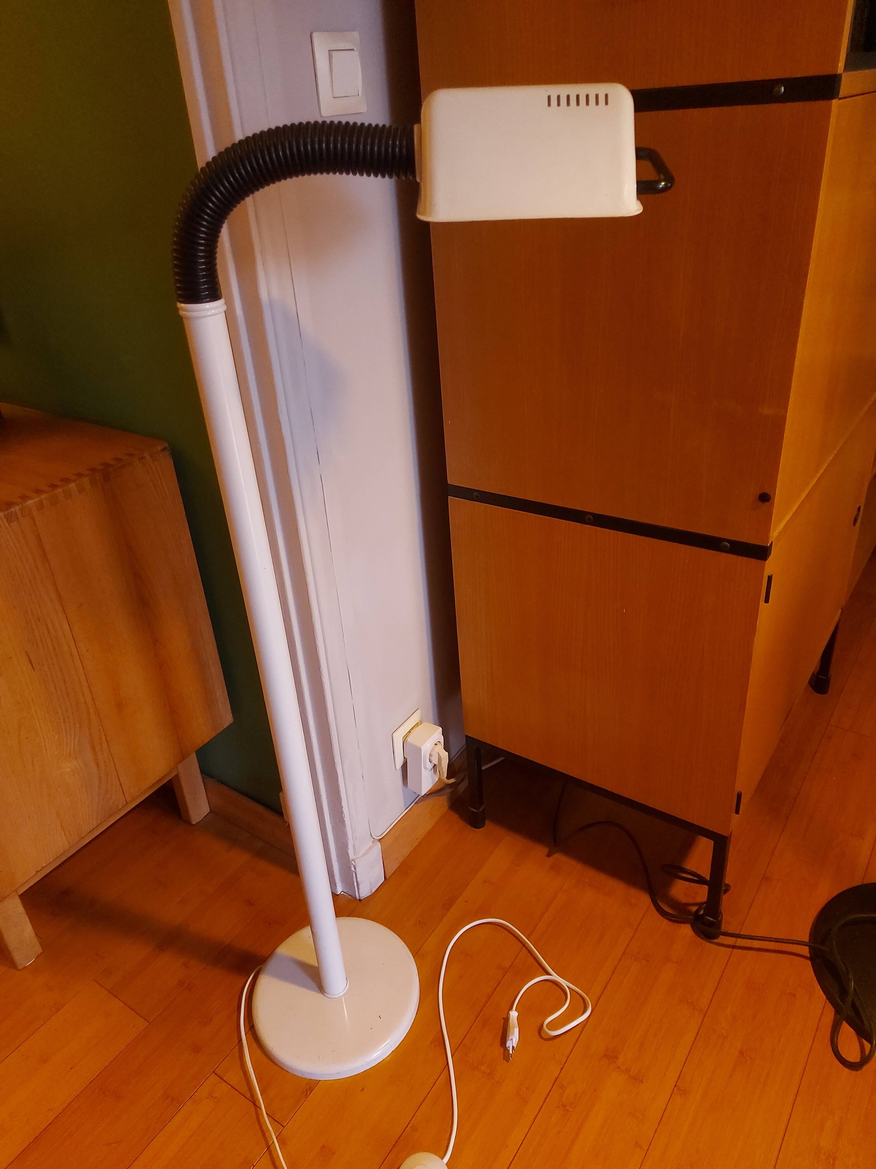 80'S LYSKAER floor lamp