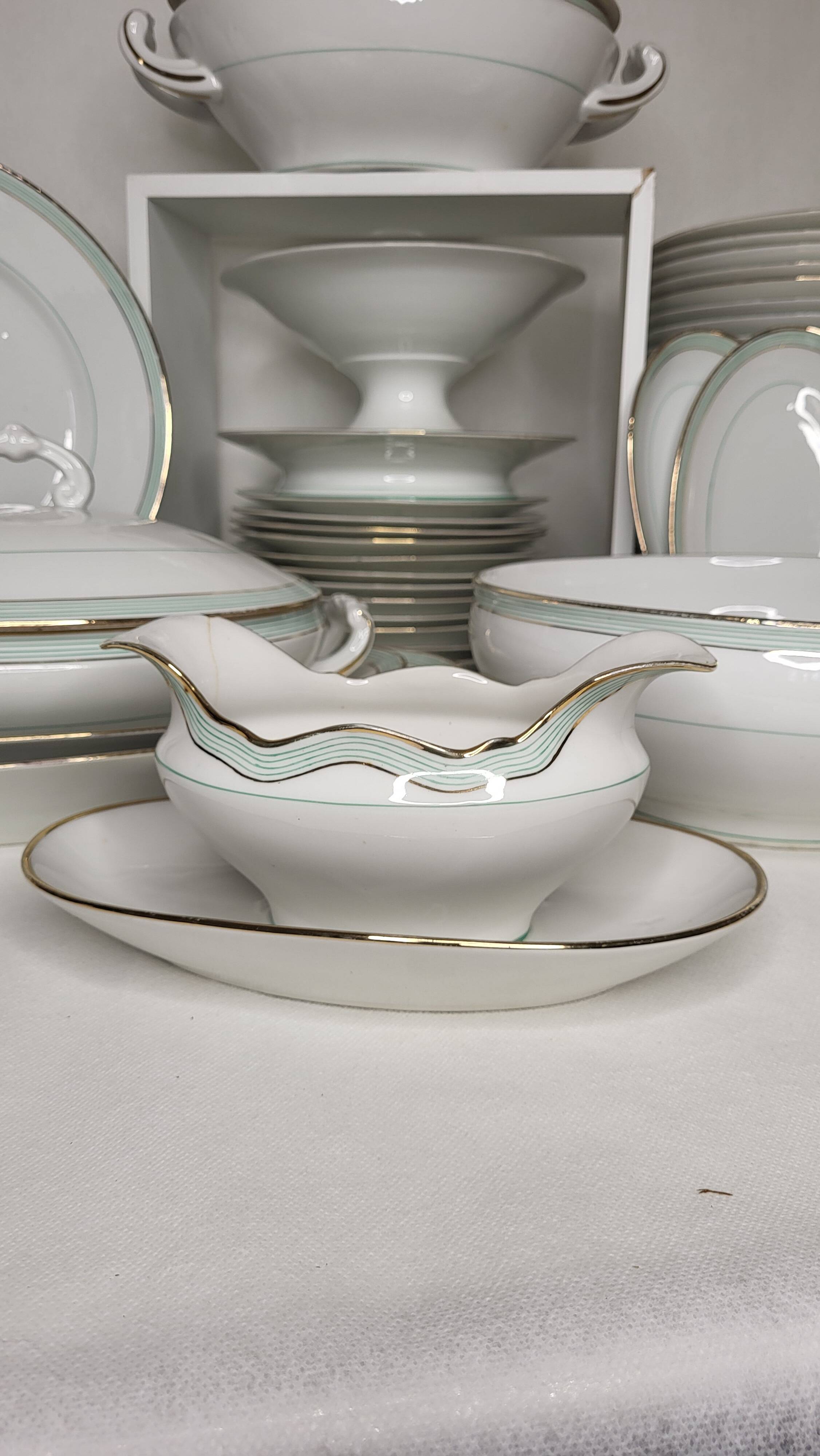Porcelain dinner service 50 pieces