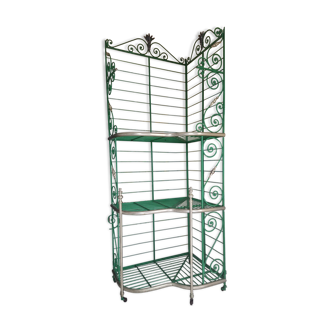 Meuble d'angle, étagère en fer forgé vert, début XXe