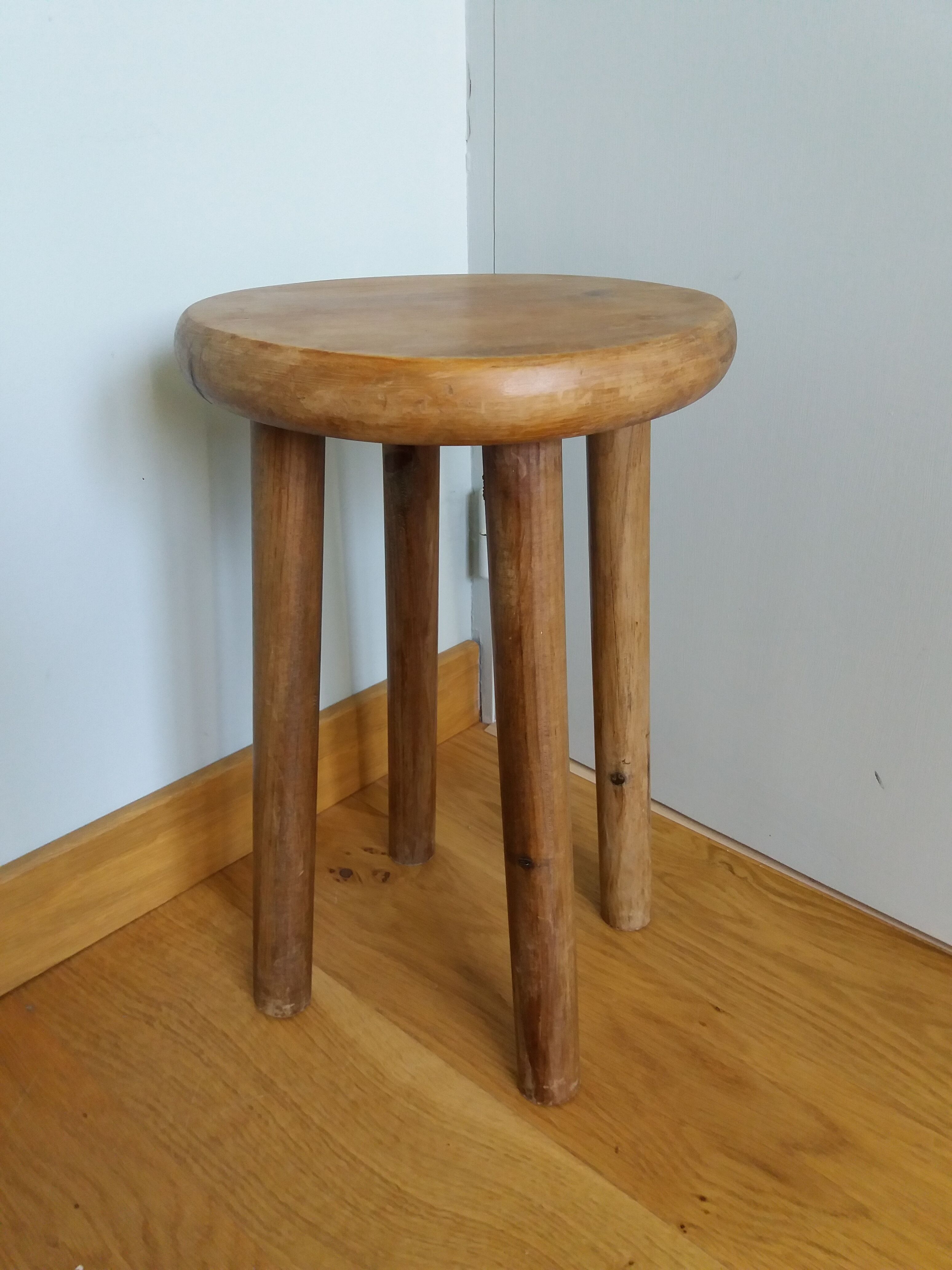 Round solid wood stool at 4 feet