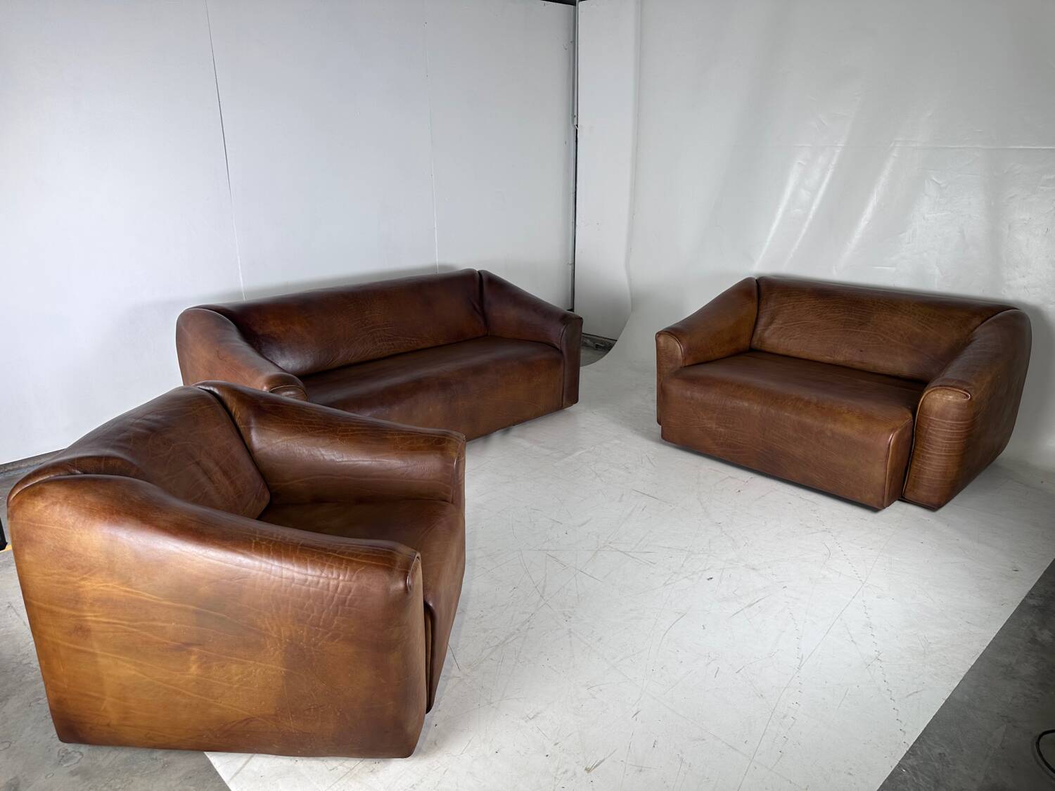 Leather sofa by DE SEDE