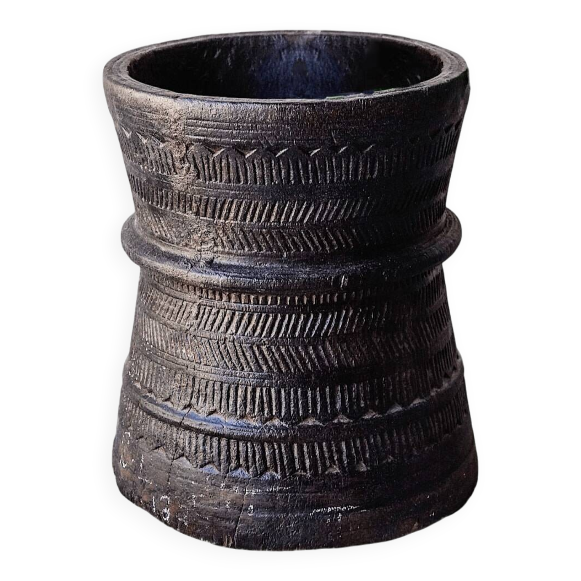 Chokha - Pot gravé en bois n°1