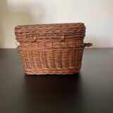Miniature rattan trunk toy 19th