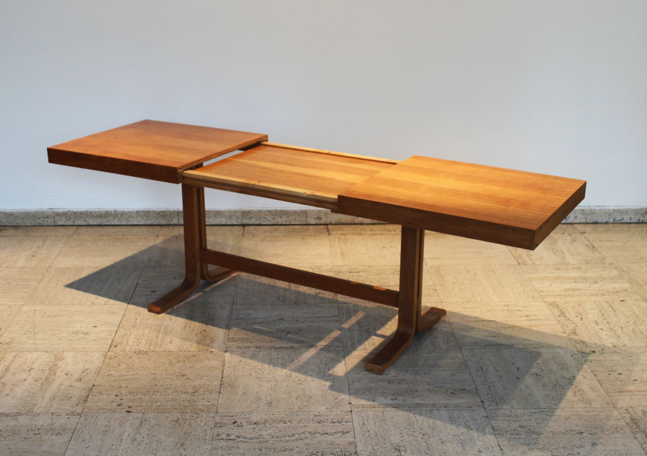 Extended coffee table by Drevopodnik Holesov, Czech Republic, 1970.