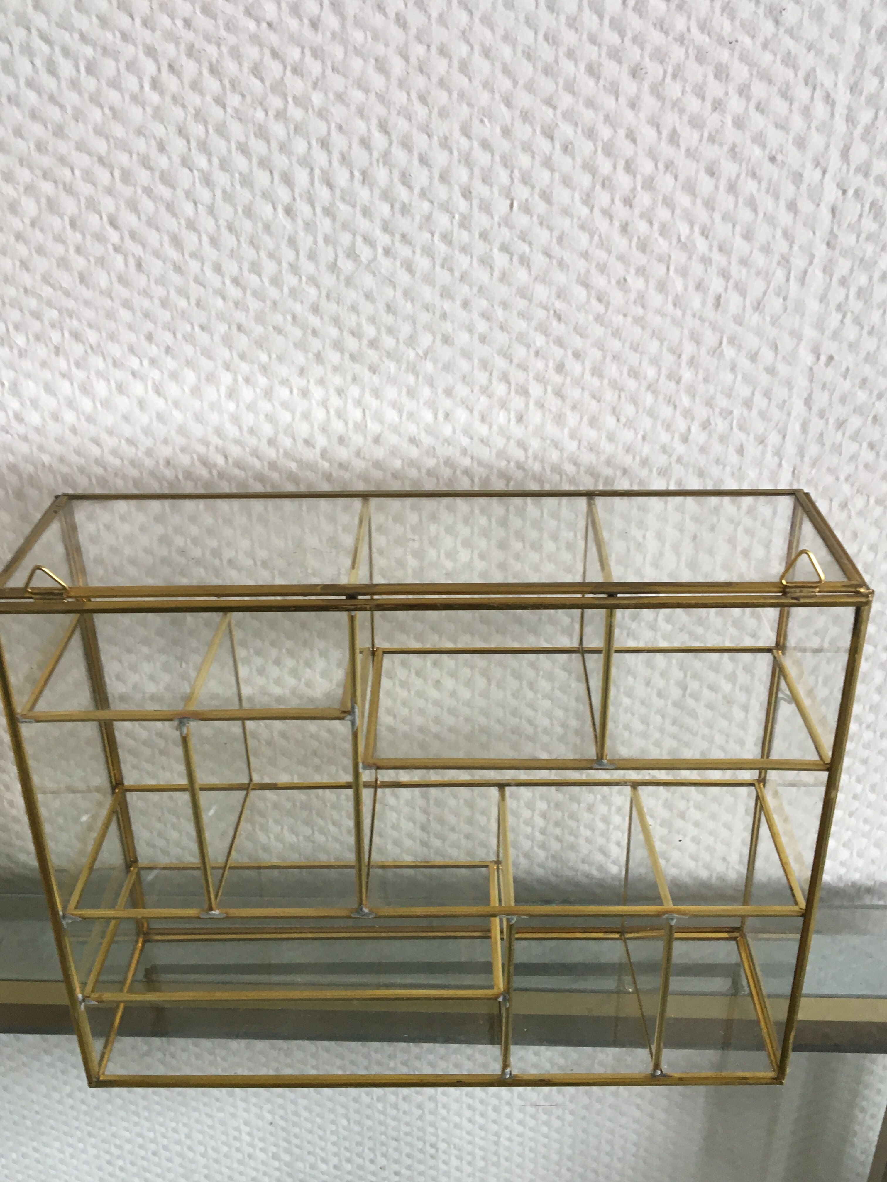 Vitrine laiton doré
