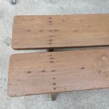 Paire de bancs de ferme