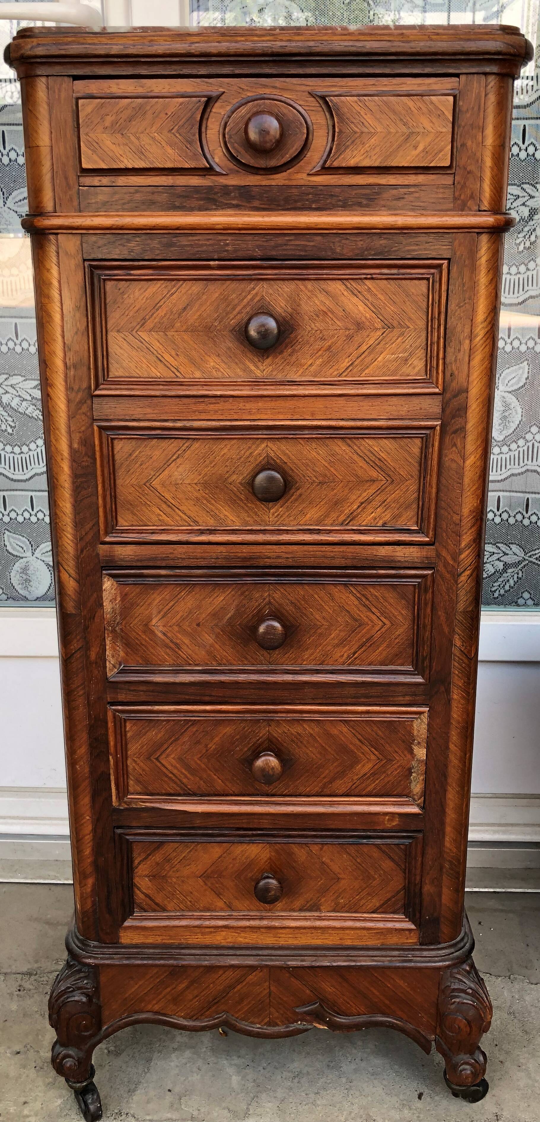 Bedside above marble with a niche and 4 drawers