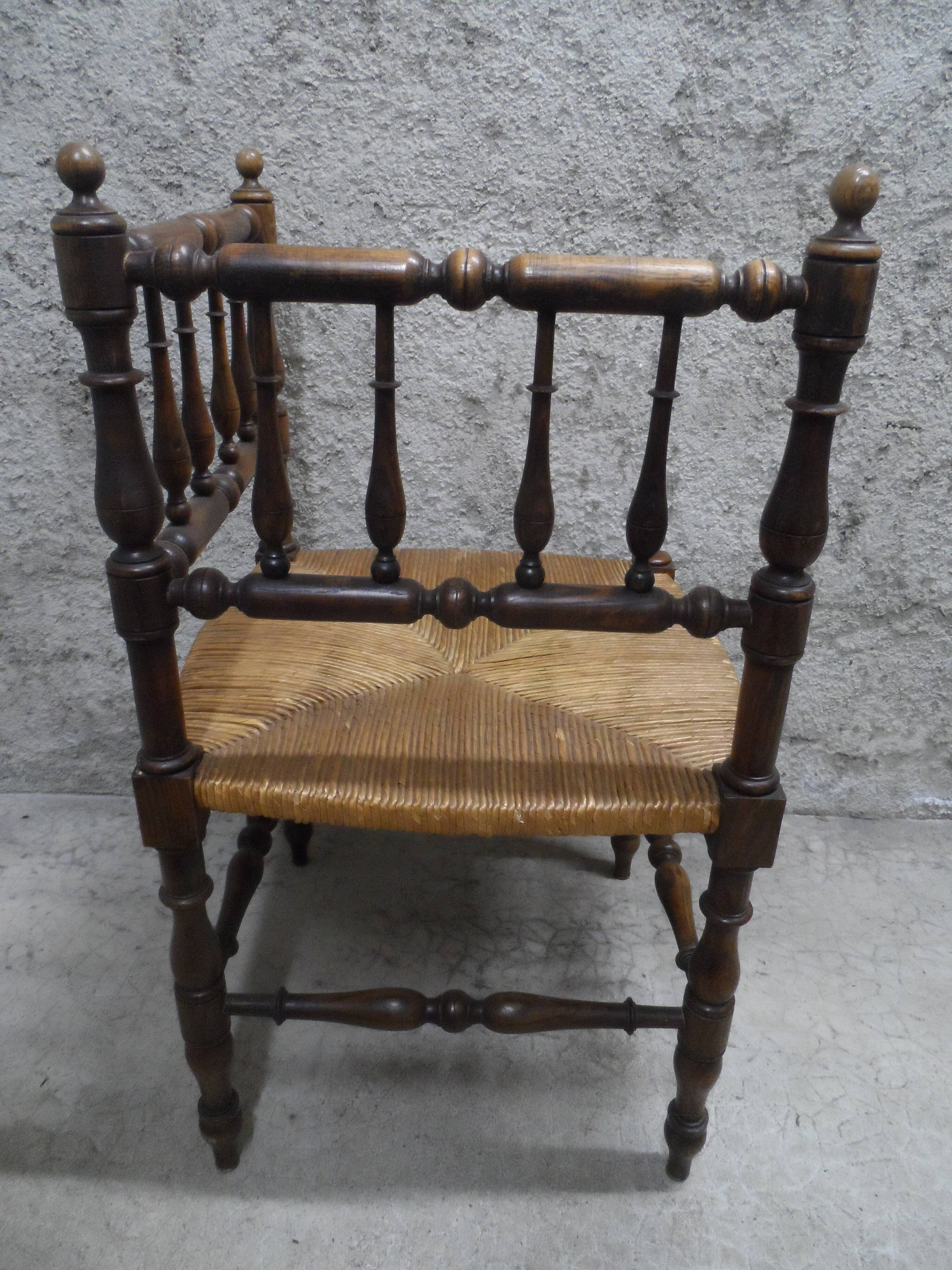 paire de fauteuils de coin