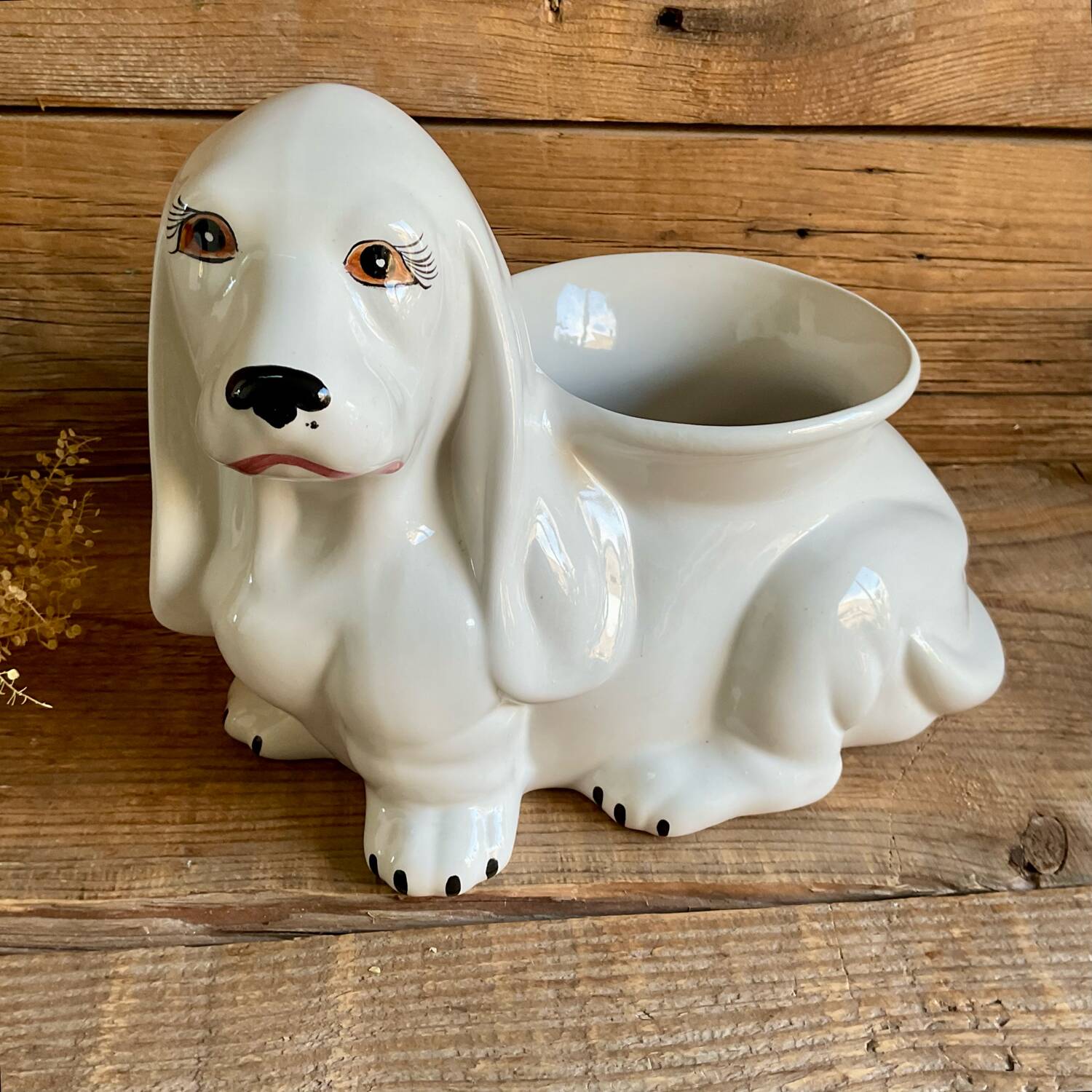 Vintage "dog" cache-pot
