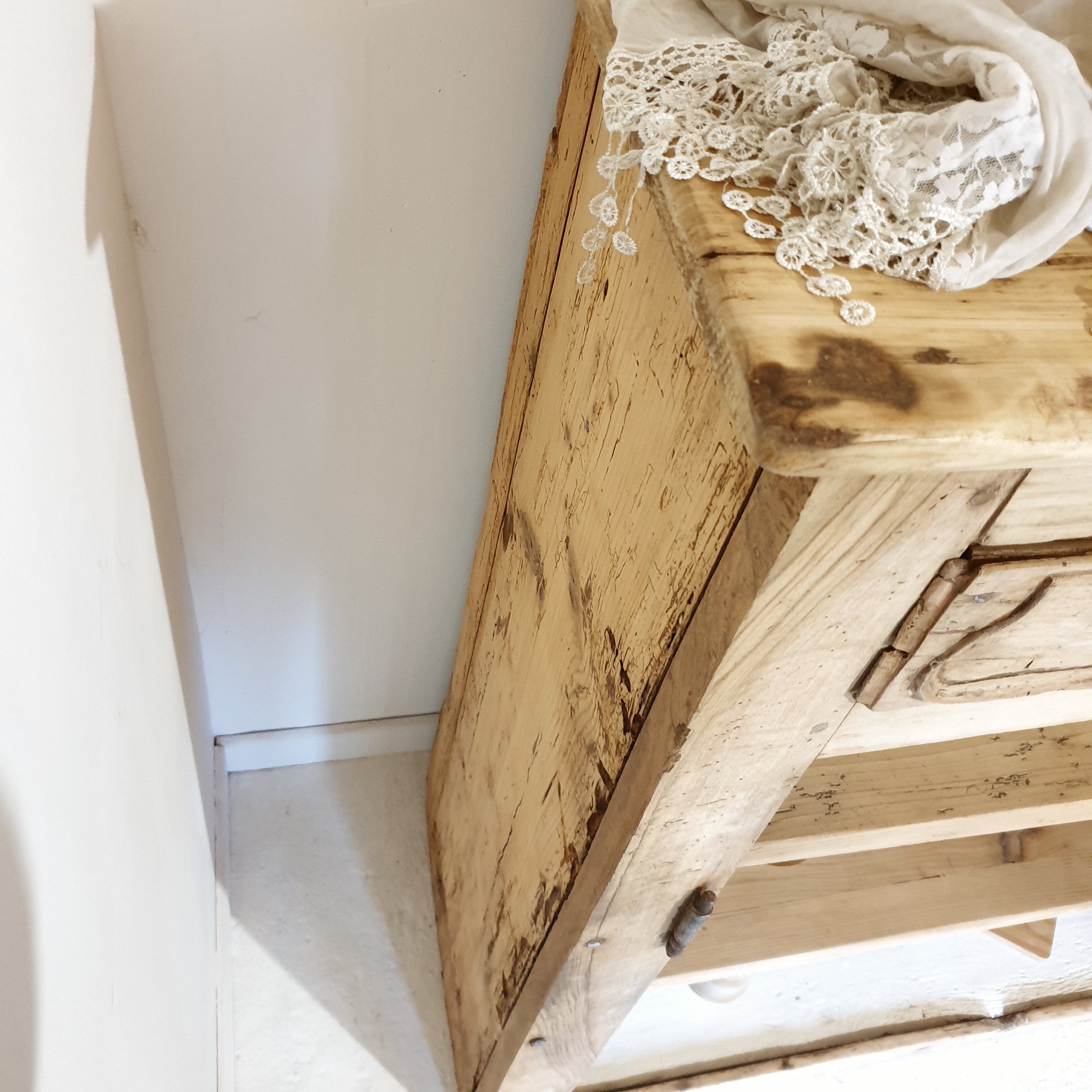 Old Buffet dressered raw wood