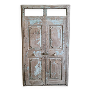 Porte ancienne en bois
