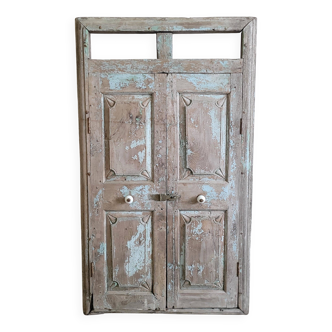 Porte ancienne en bois patinée