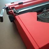 Machine à écrire Olivetti Lisa 80