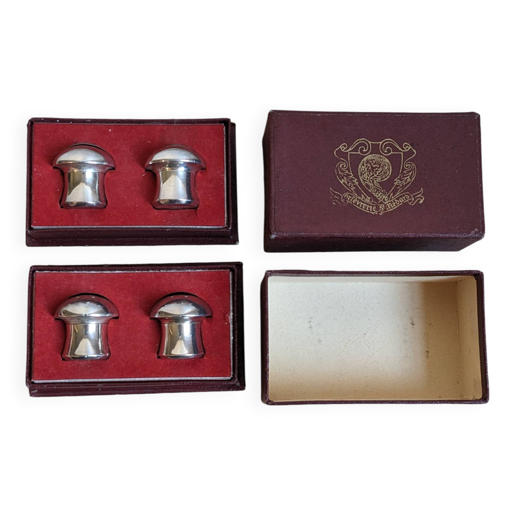 Silver salt and pepper shakers - Saint Médard