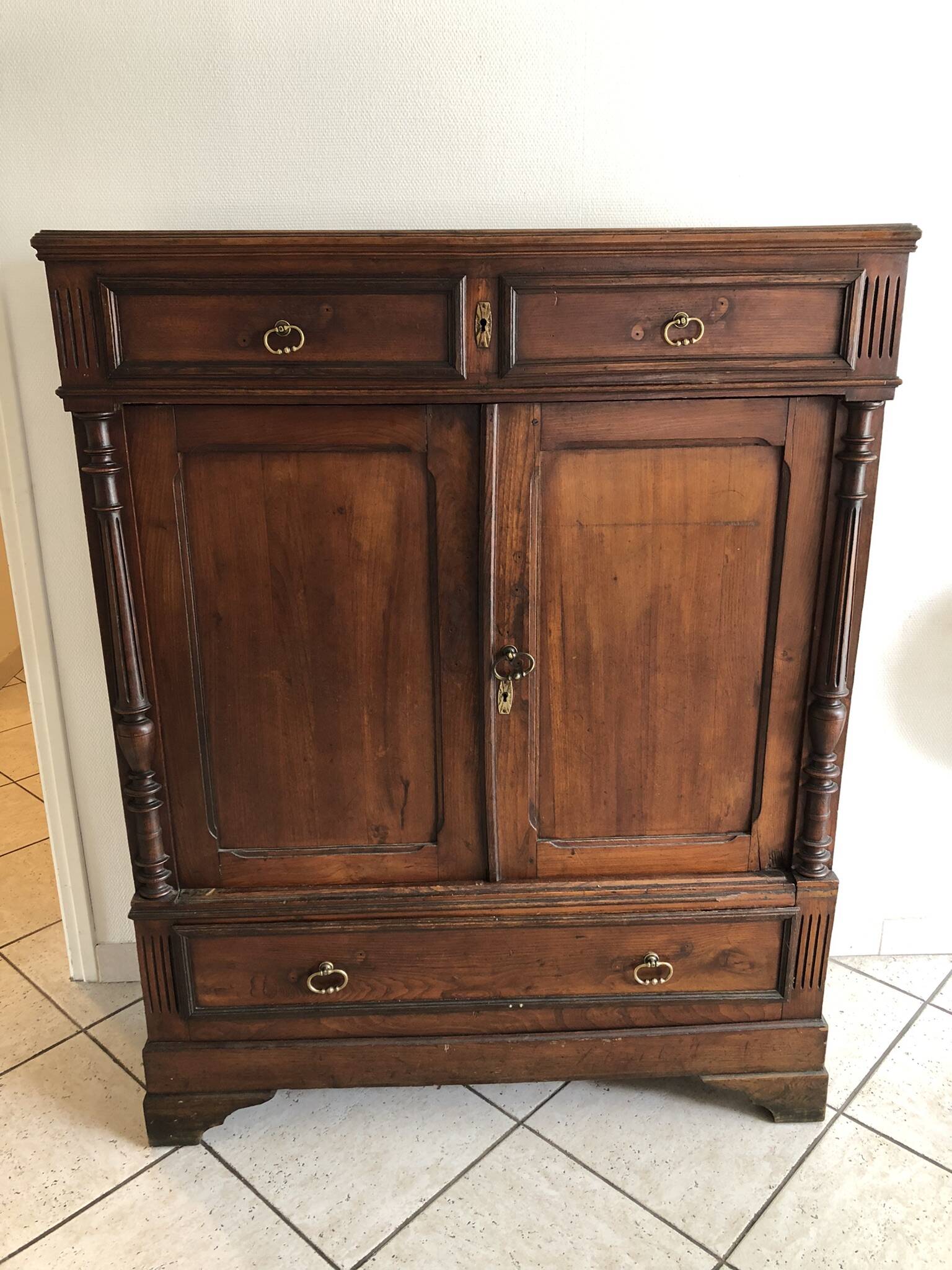 Buffet style parisien xixéme