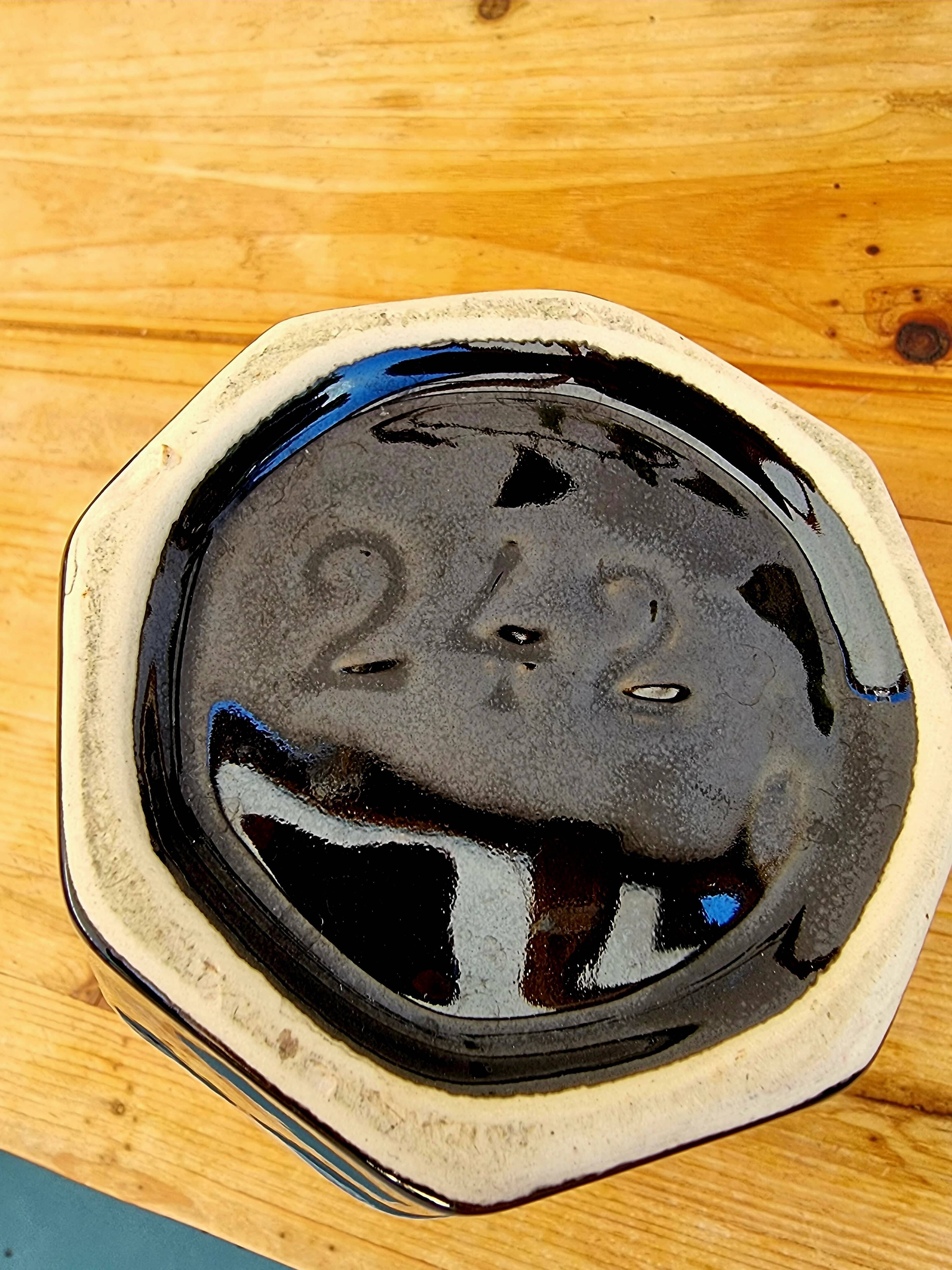 Pichet en céramique vintage