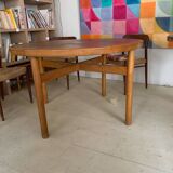 Round dining table "Dordogne" C. Perriand