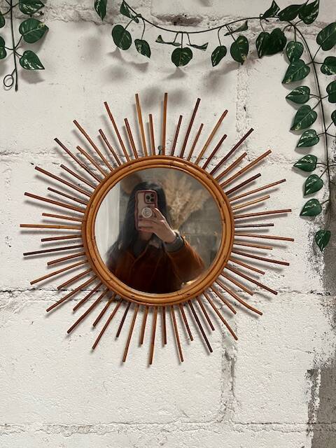 Miroir soleil vintage en rotin