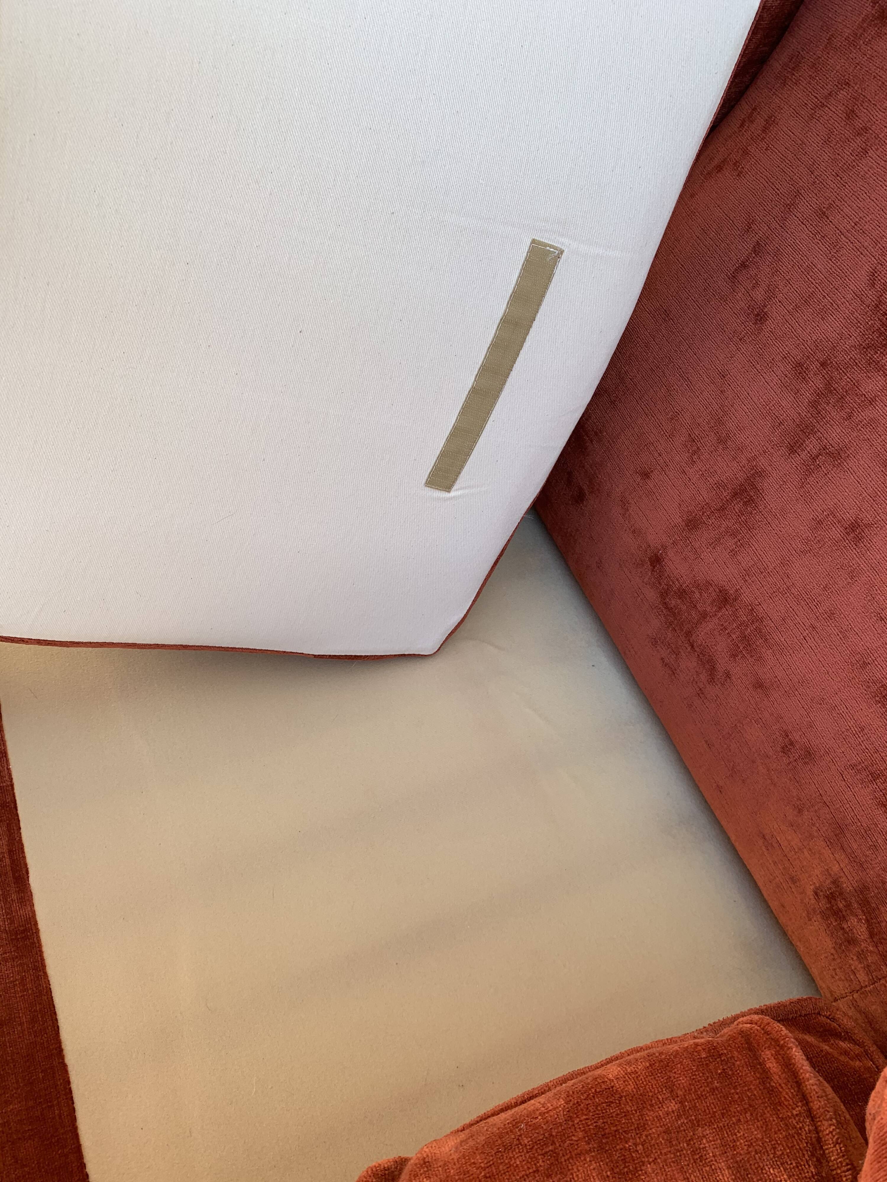 Coral velvet toad sofa