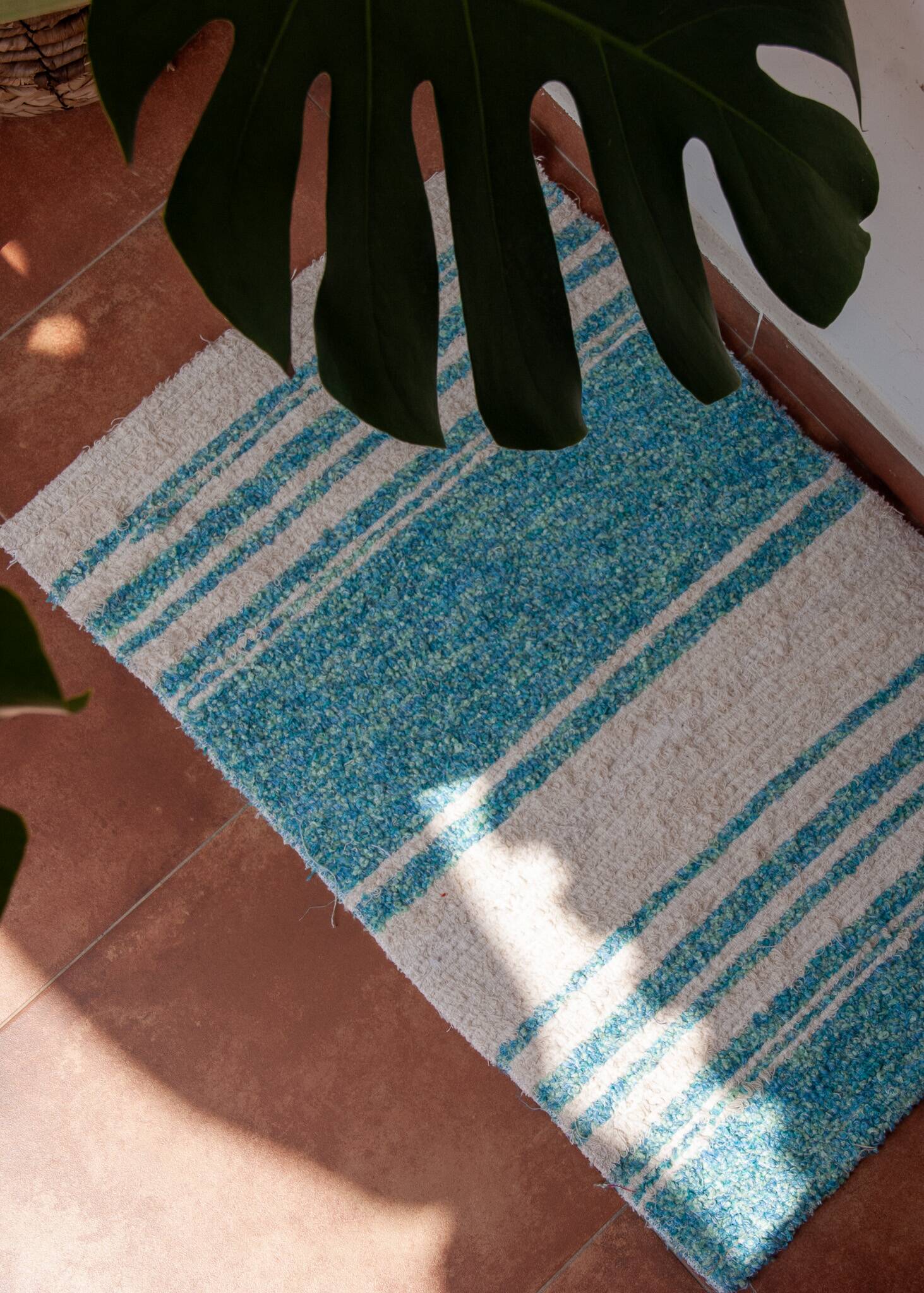 Handwoven recycled cotton rug - 40 x 60 cm