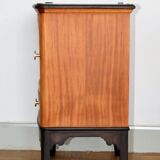 Petit meuble vintage