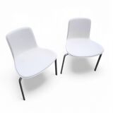 Designed by Poul Kjærholm / 1978/2007  White shell / white leather