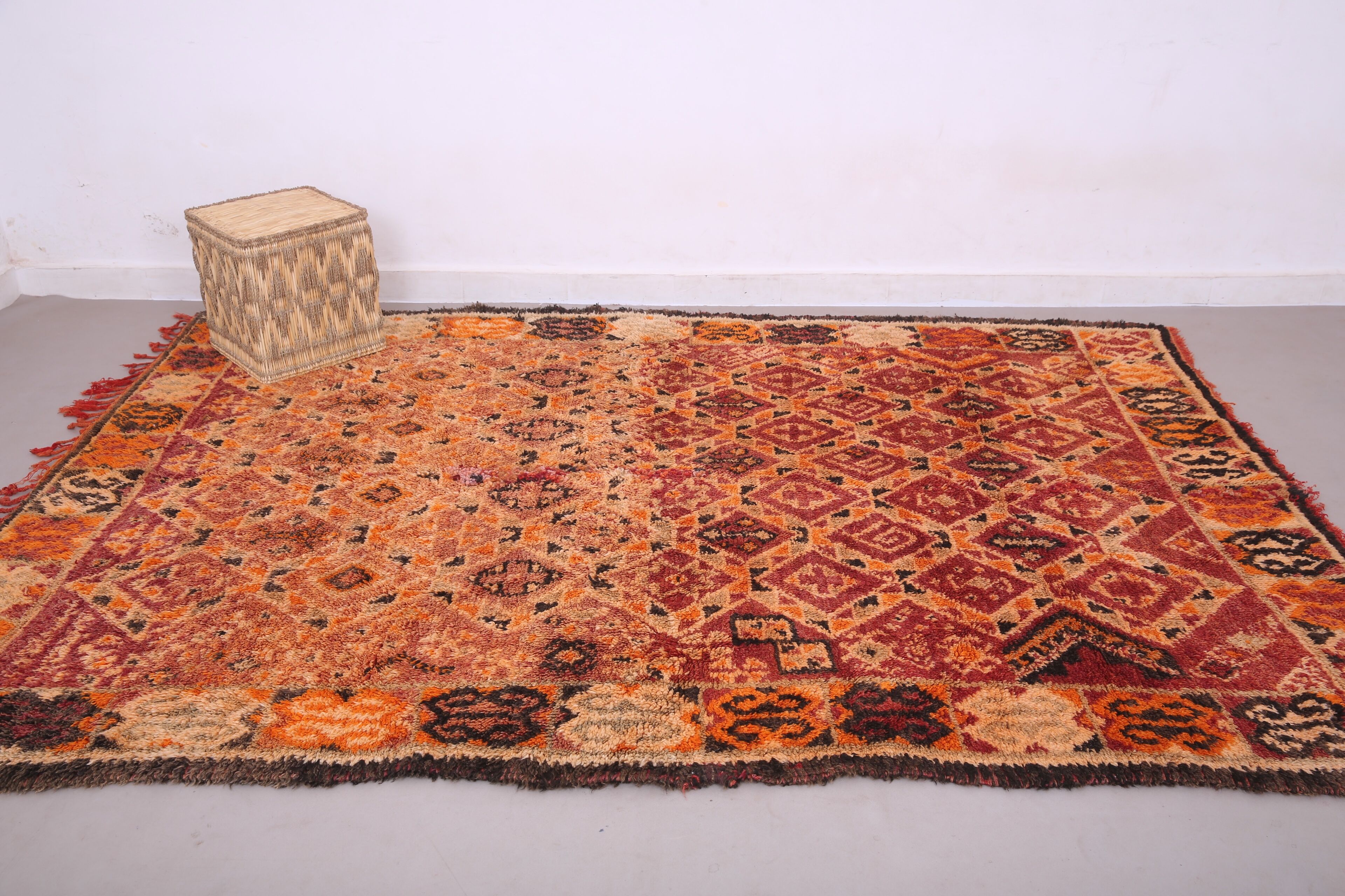 Vintage Moroccan Rug 210 x 286 cm - Antique Berber Rug - Wool Moroccan Rug