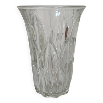 Vase en verre ciselé