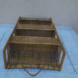Wicker shelf with 3 compartments