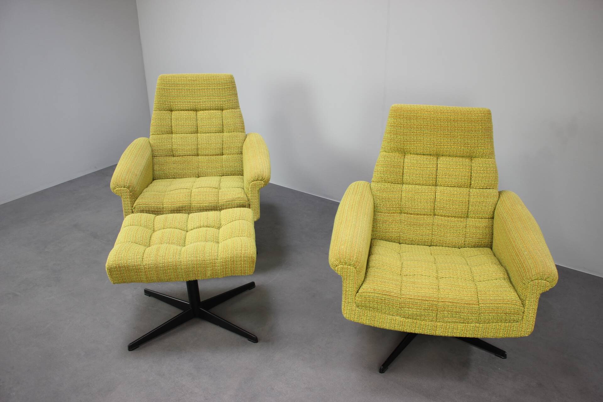 Mid-century Pair of Armchairs Stool by Morávek a Munzar, 1968s, czsk