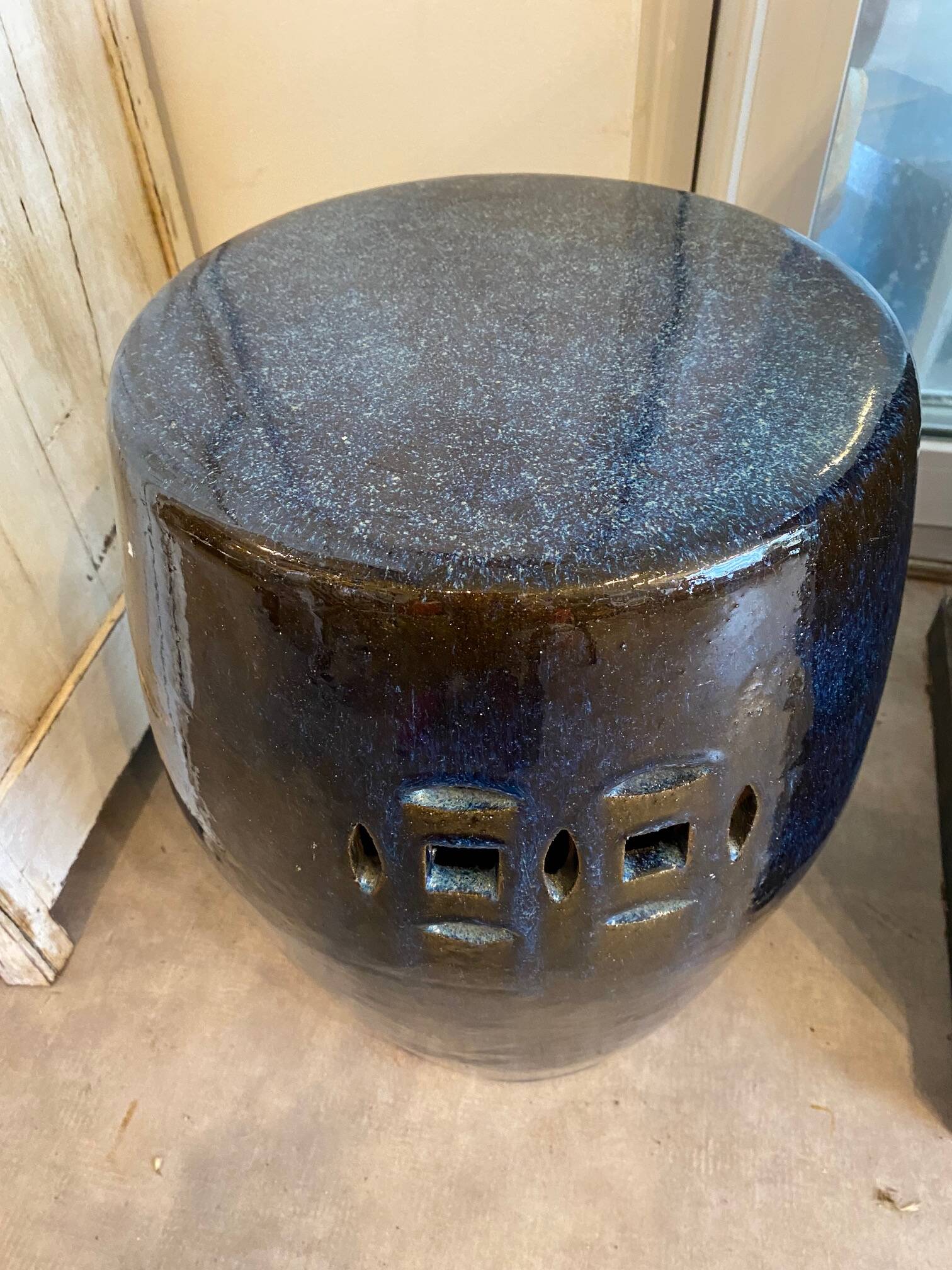 Varnished ceramic pouf chinese style blue tones interior or exterior
