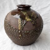 Ceramic vase