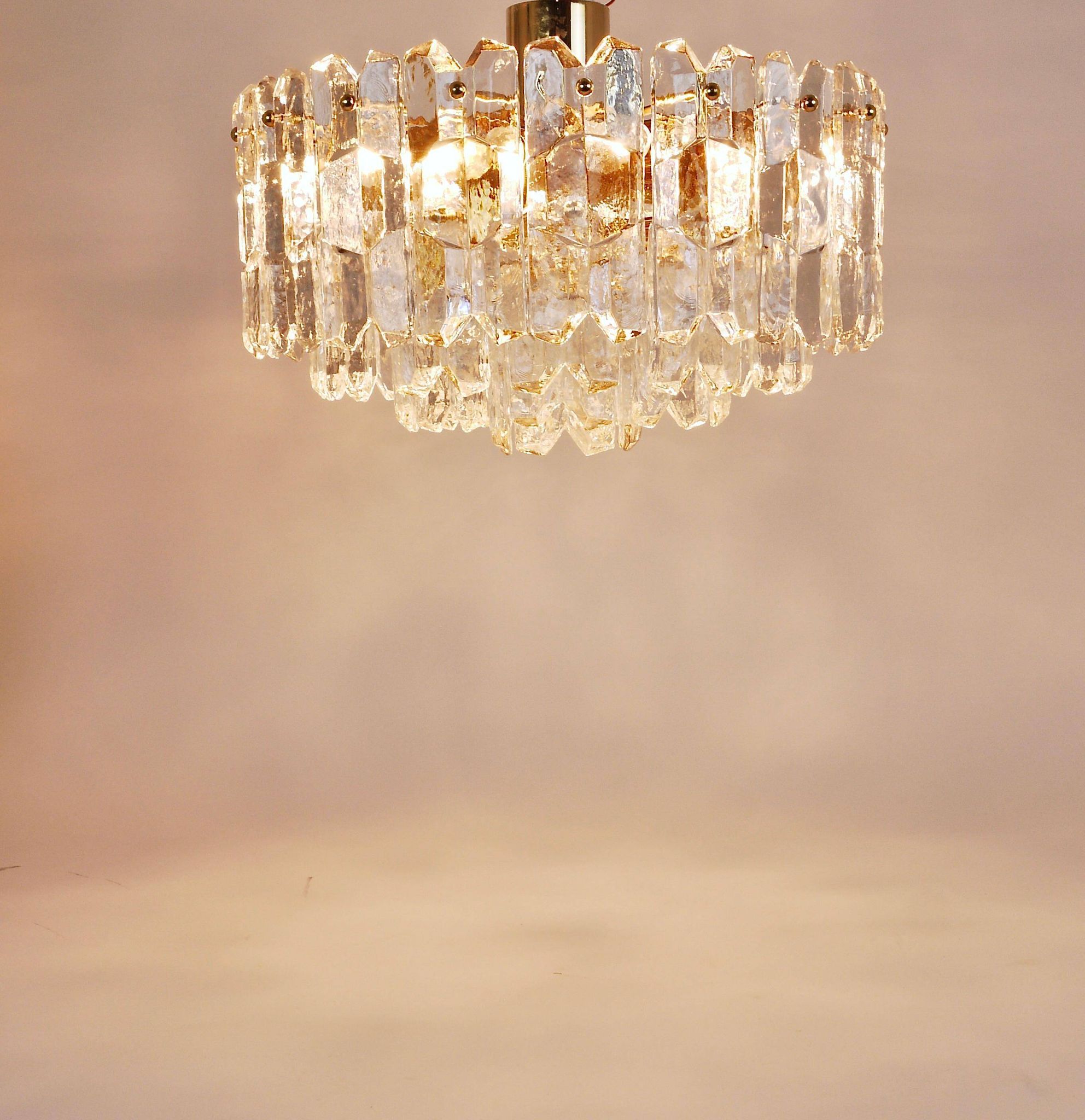 Large ceiling chandelier in gilded brass and glass Palazzo J.T. Kalmar, 1950s