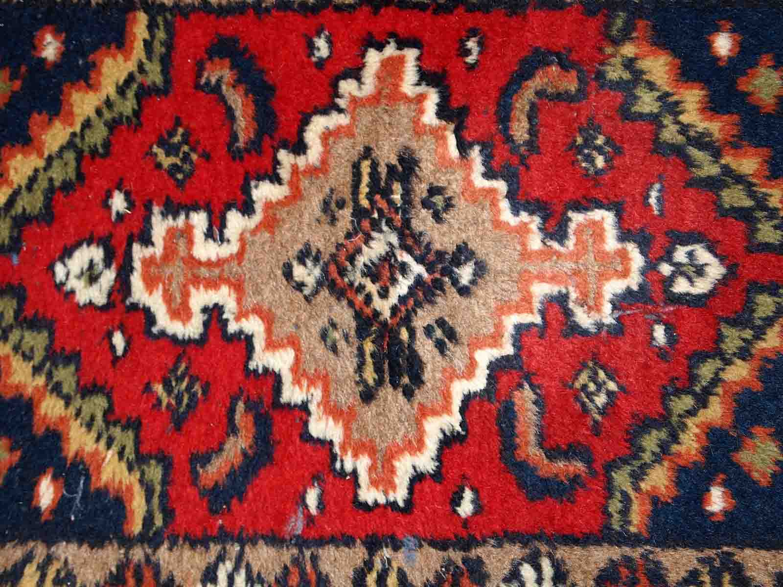 Vintage Persian Carpet Hamadan handmade 1.4' x 1.9' (42cm x 60cm) 1970s, 1C755