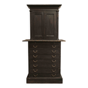 Exceptionnel meuble de