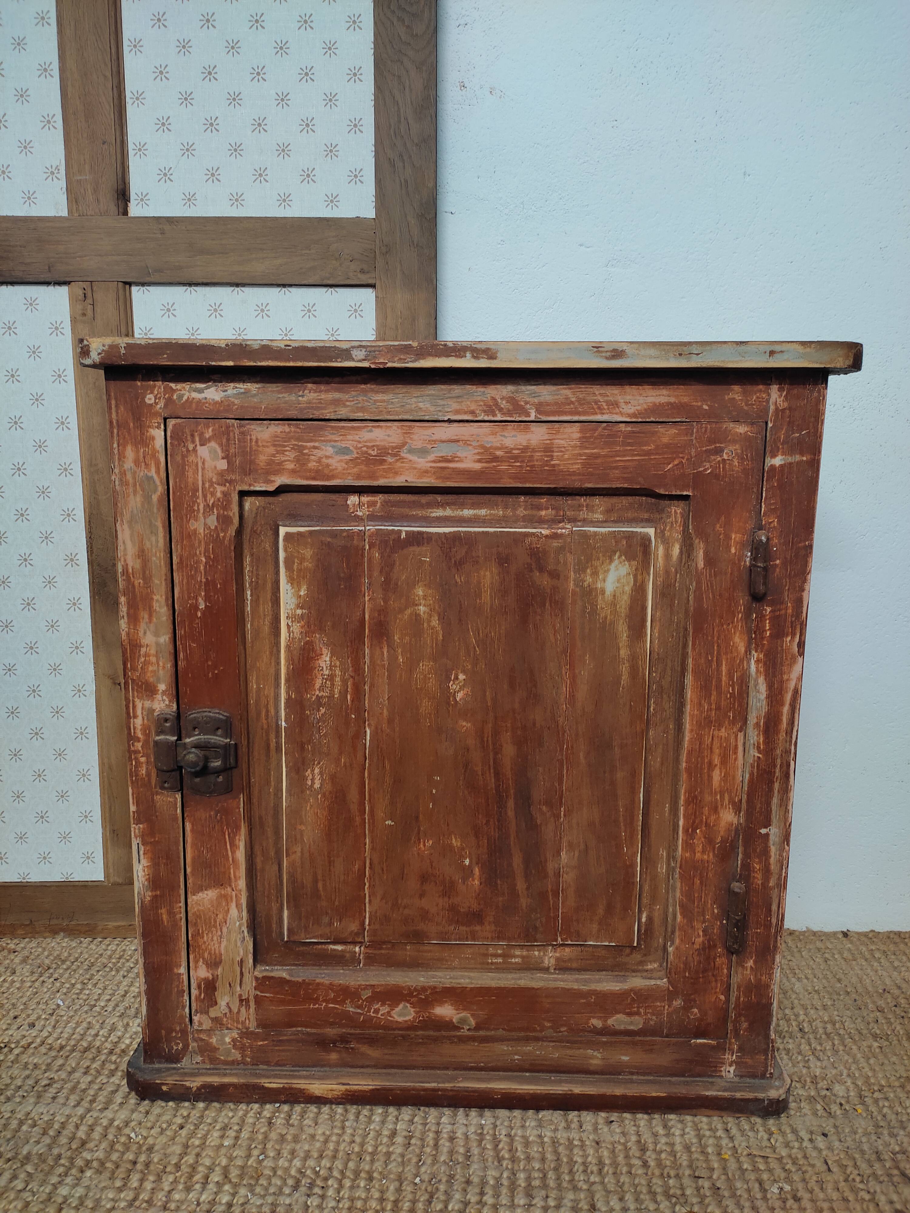 Small patinated jam maker