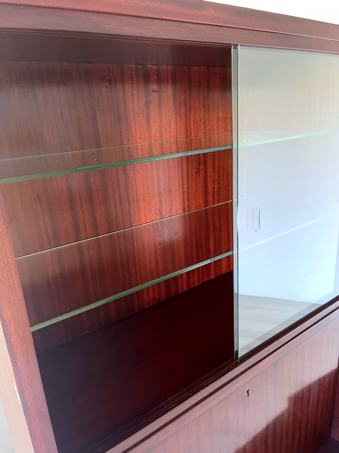 Buffet/crédence italienne en bois et acajou plaqué, années 1960.