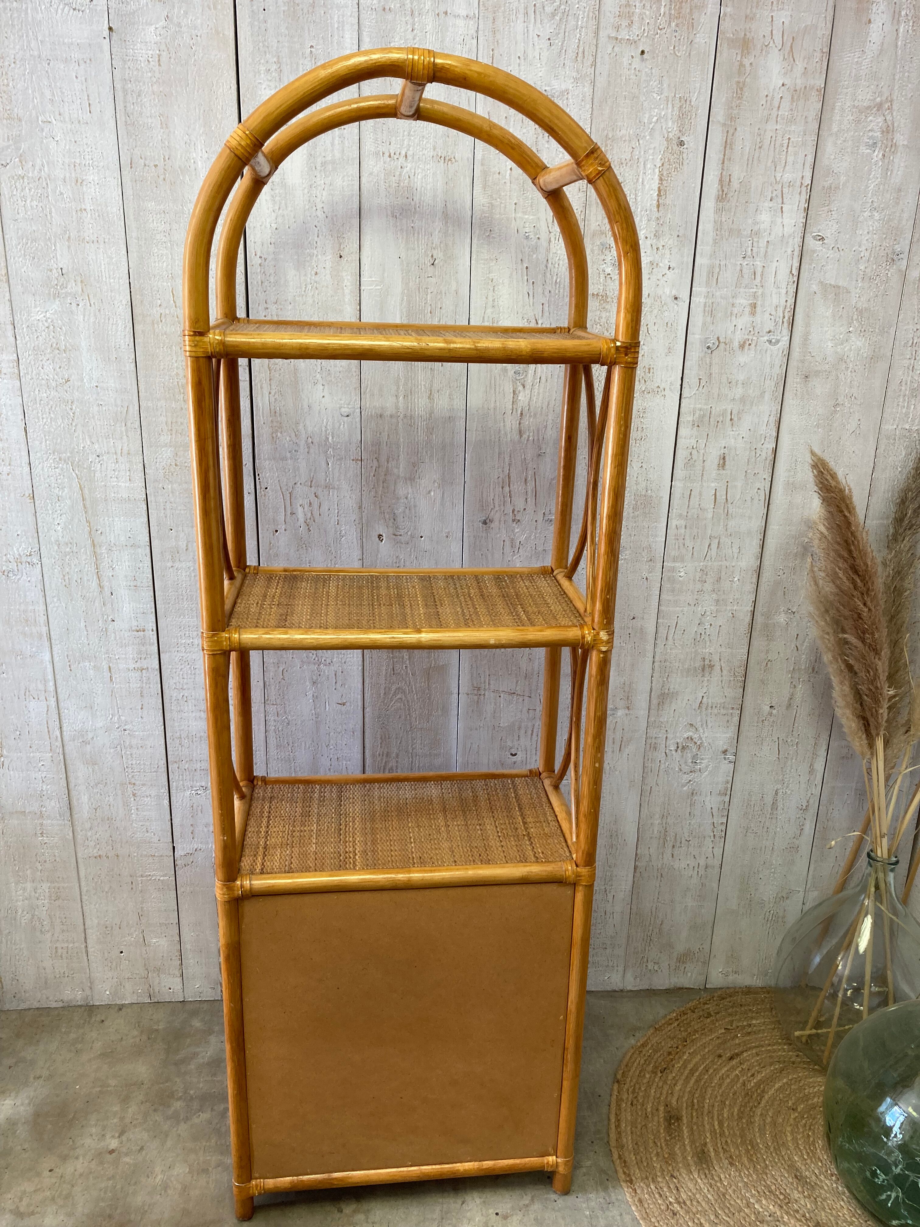 Vintage rattan floor