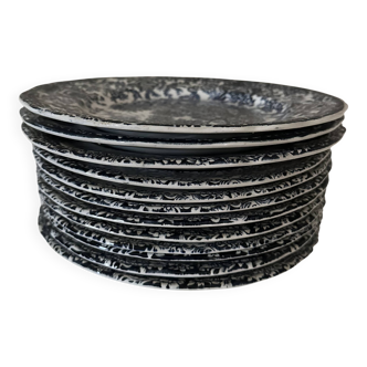 Blue porcelain plate