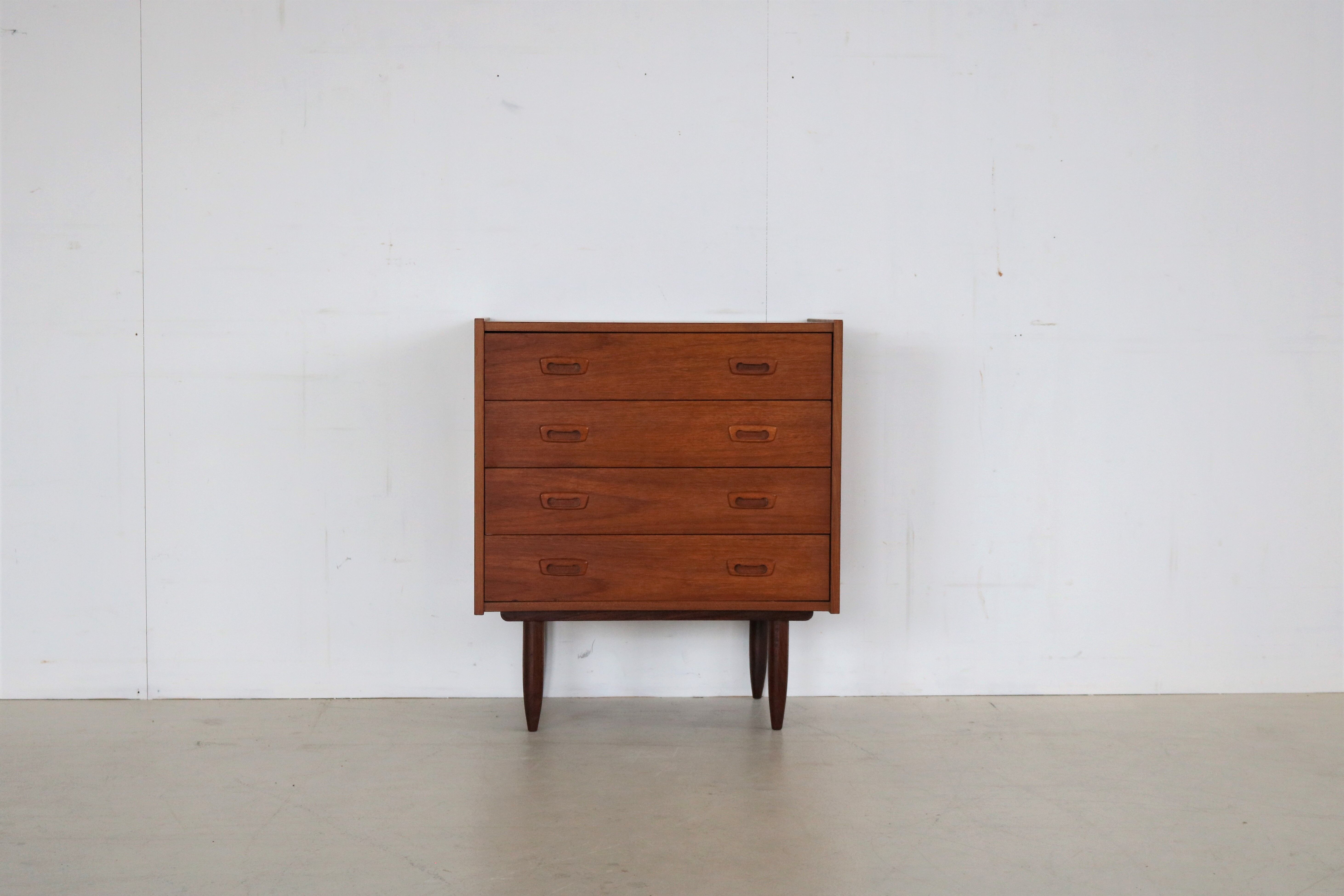 Vintage teak chest of drawers