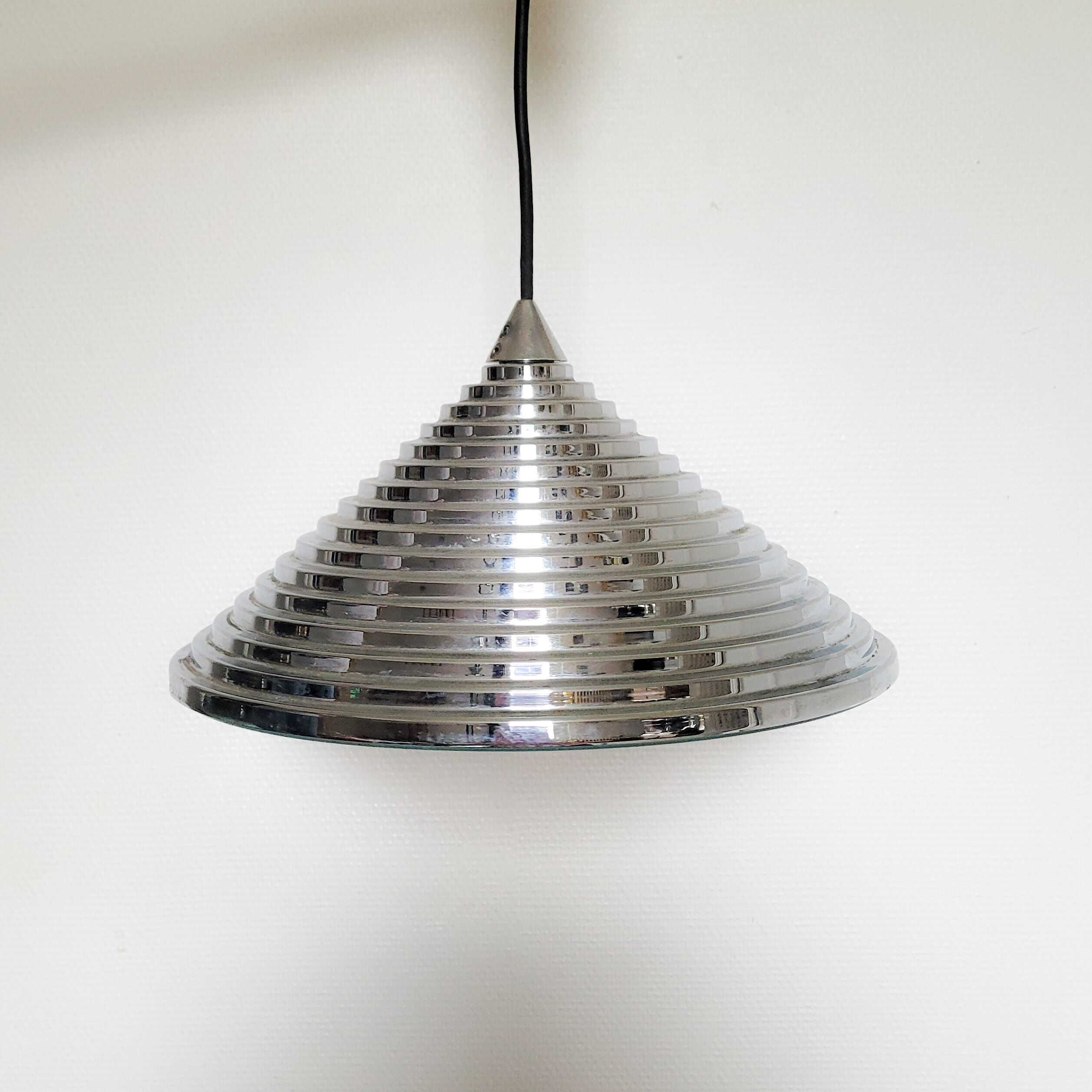 Suspension Targetti Sankey design
