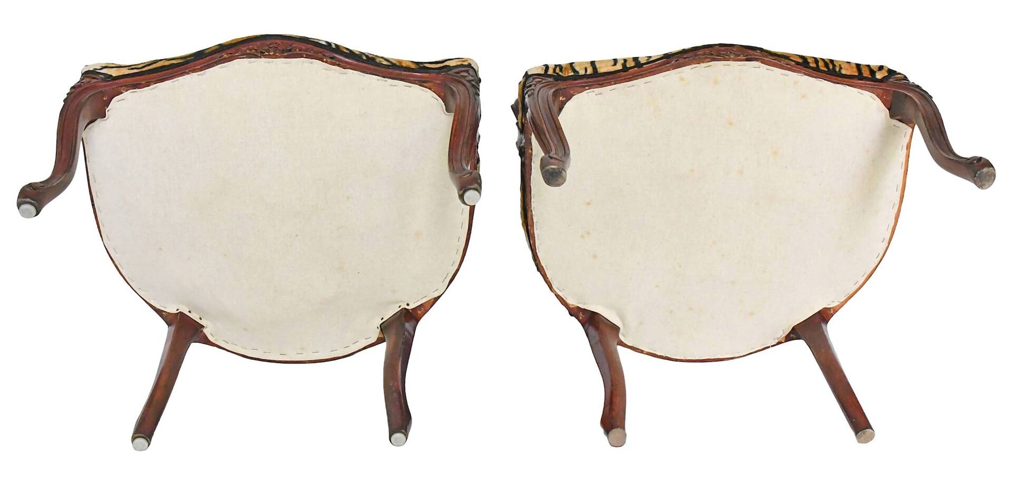 Paire de fauteuils cabriolet de style Louis XV