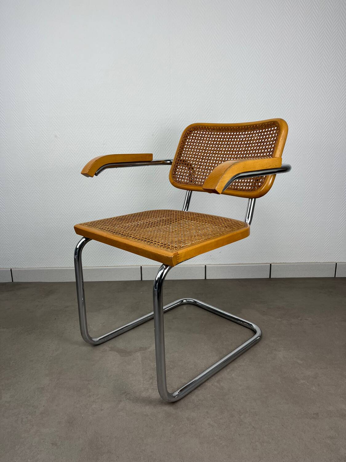 Chair B64 Marcel Breuer, Cesca B32