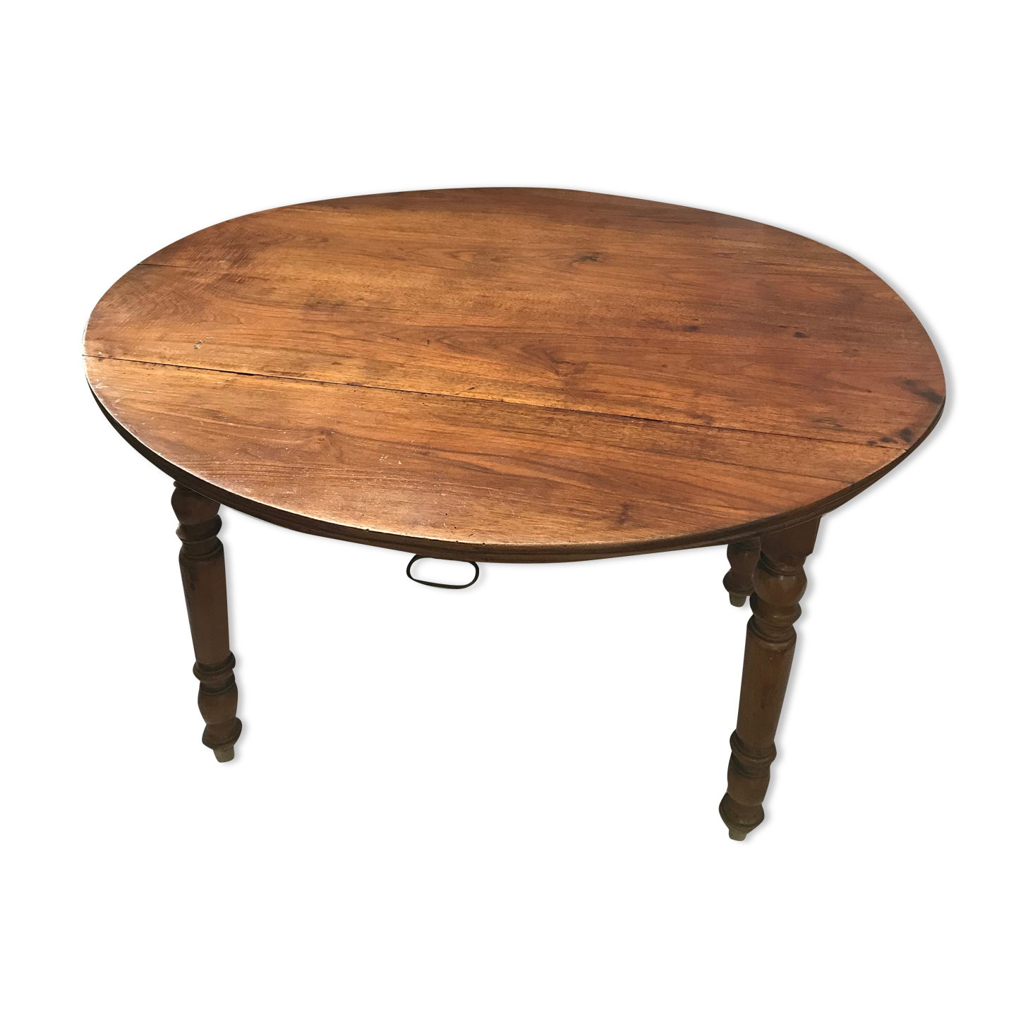 Oval wooden table with shutter